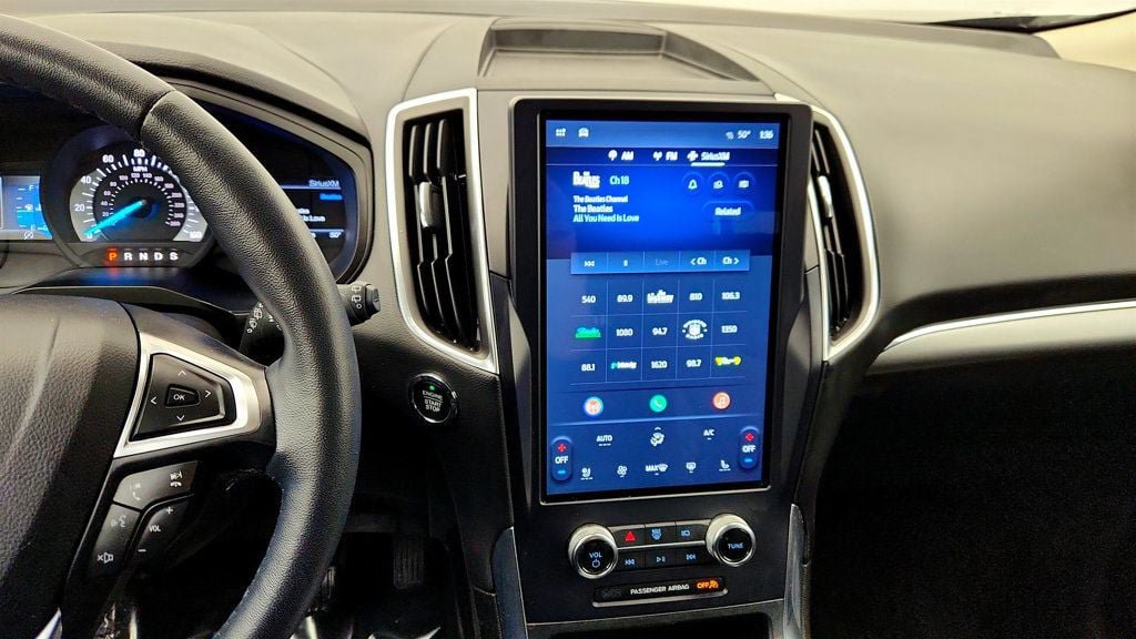 Used 2024 Ford Edge Titanium AWD/4WD image 17