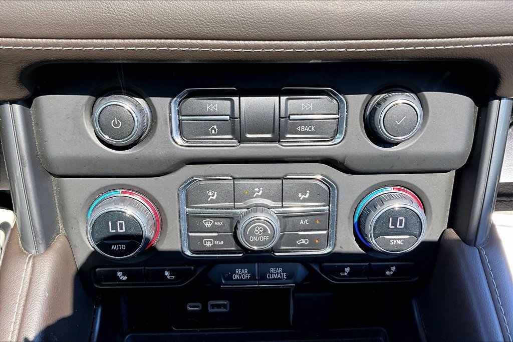 Used 2023 Chevrolet Tahoe LT RWD image 17