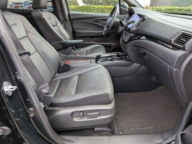 Used 2022 Honda Pilot Black Edition image 42