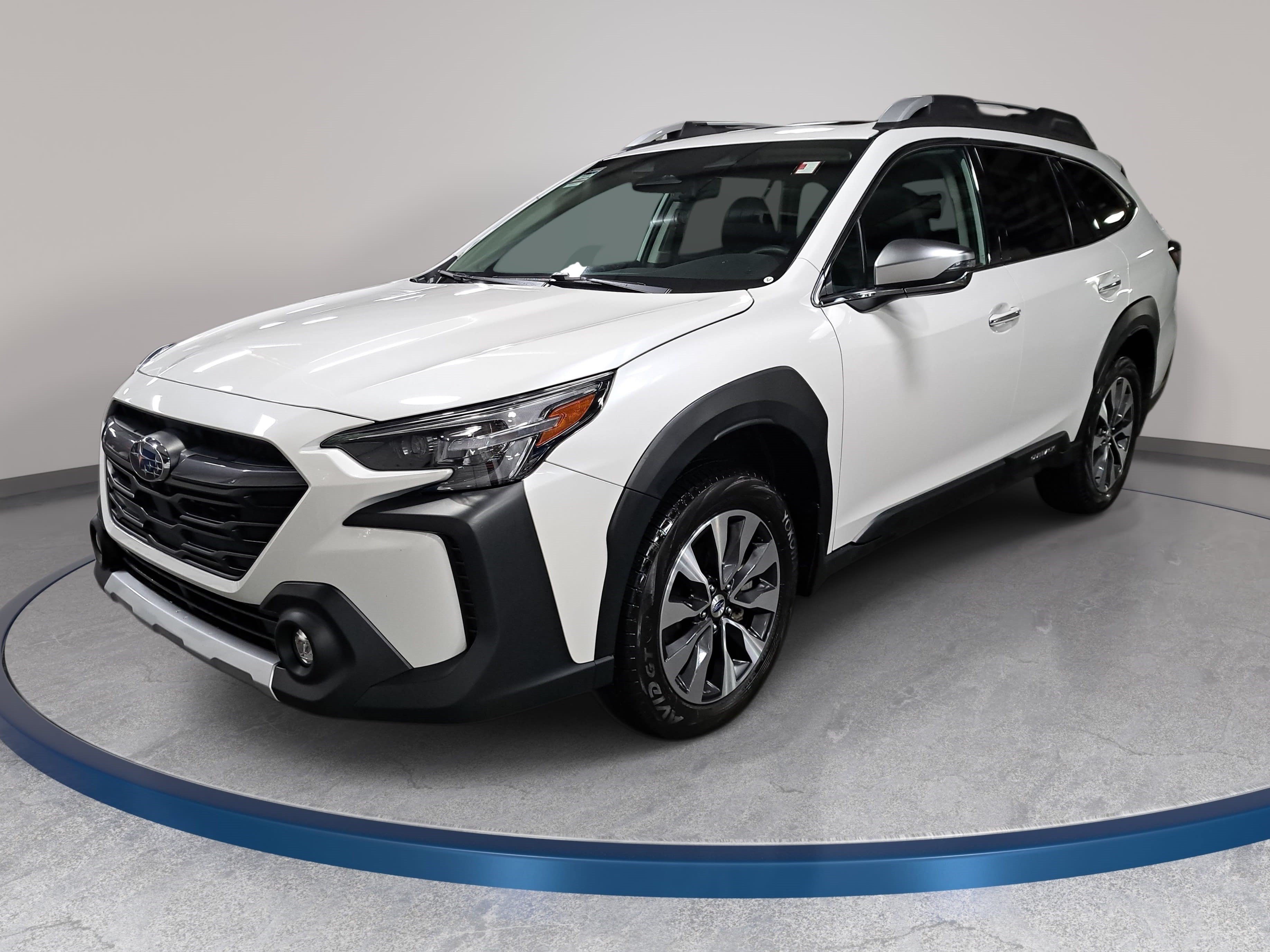 Used 2025 Subaru Outback Touring XT w/ Popular Package #2 AWD/4WD image 1