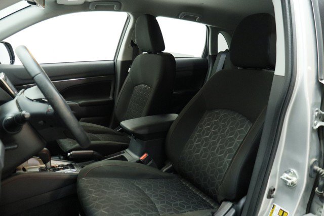 Used 2023 Mitsubishi Outlander Sport LE AWD/4WD image 8
