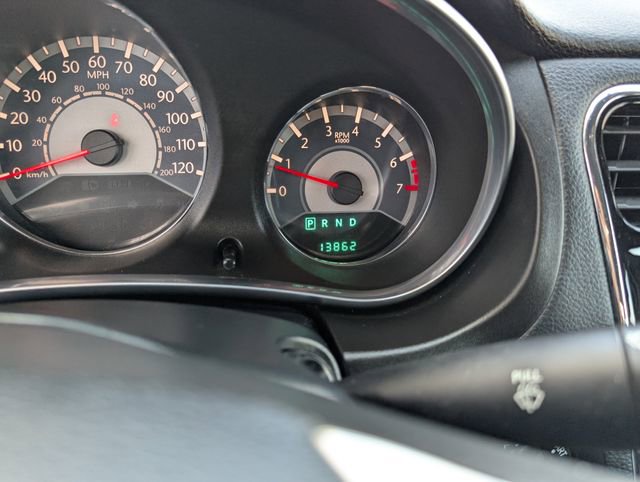 Used 2013 Chrysler 200 Limited image 15