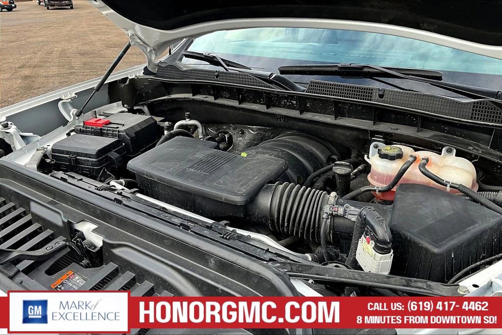 Used 2025 GMC Sierra 1500 SLT image 30