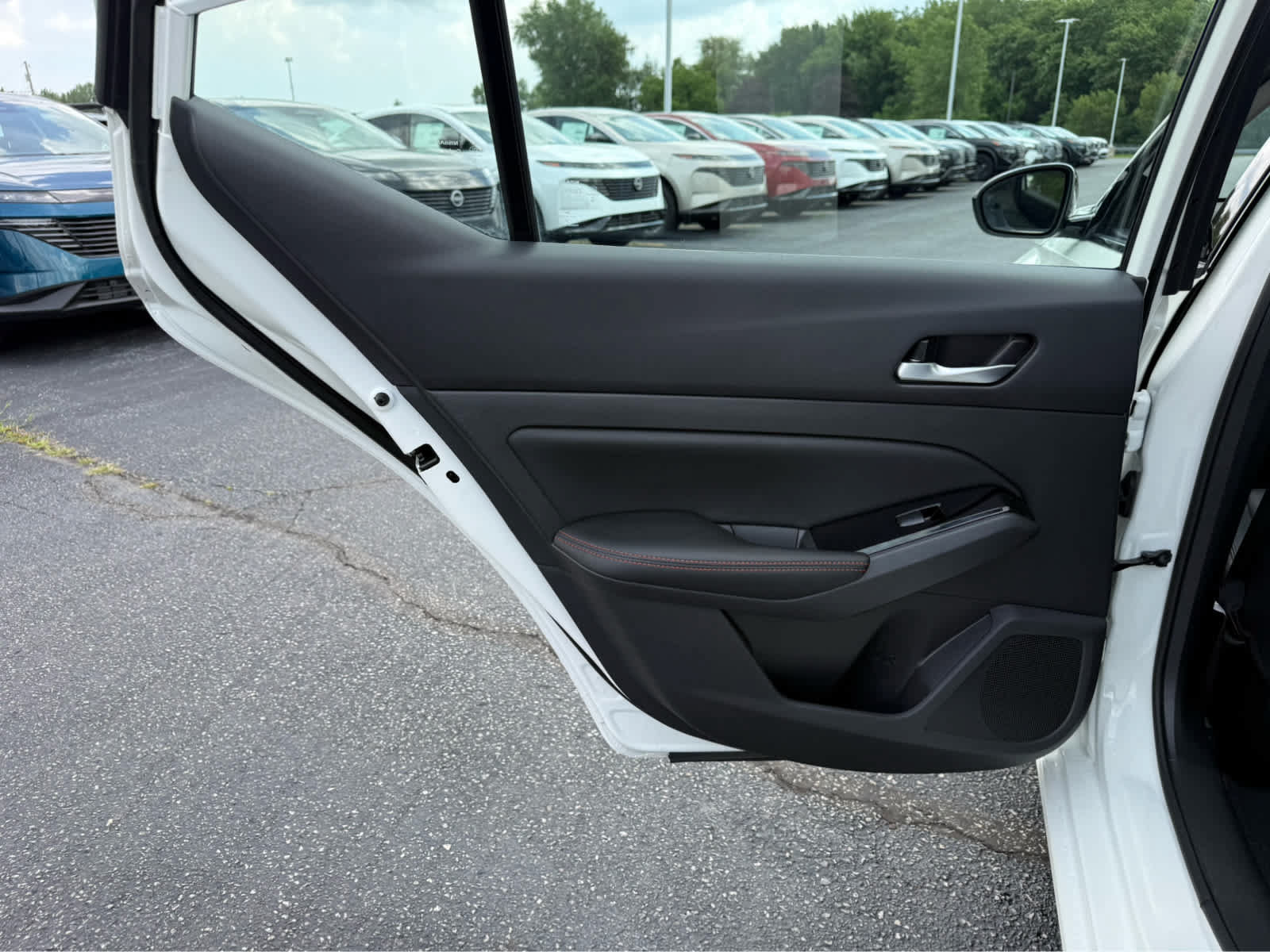Used 2025 Nissan Altima 2.5 SR FWD image 19