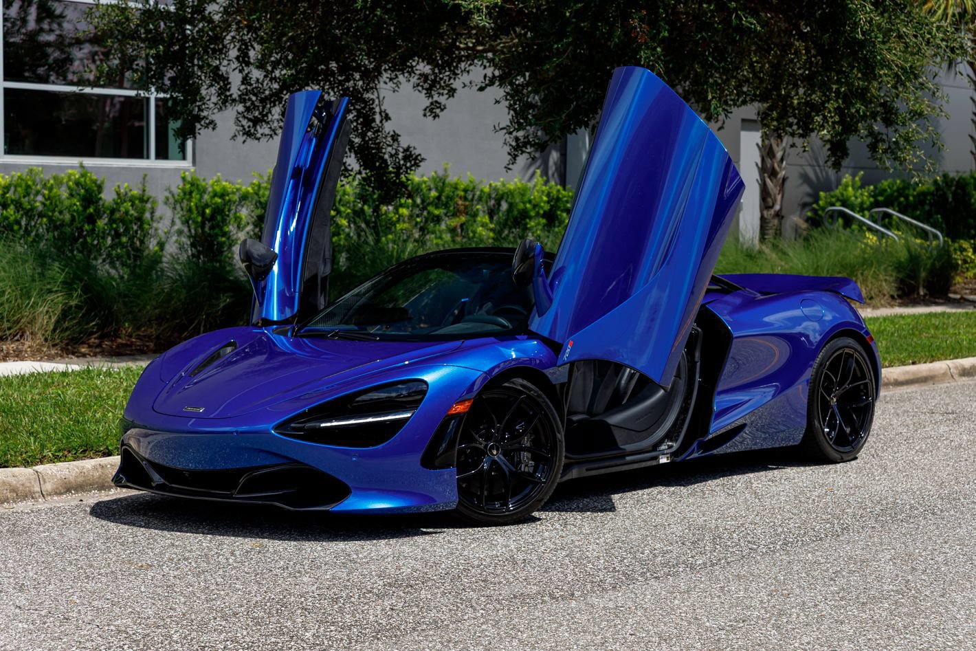 Used 2022 McLaren 720S Luxury RWD image 43