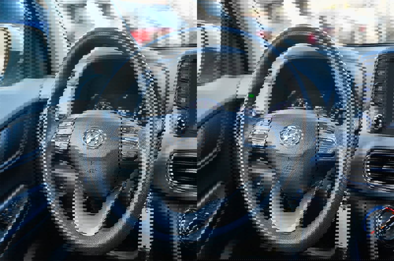 Used 2018 Hyundai Kona SE image 15