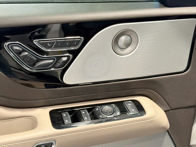 Used 2021 Lincoln Aviator Grand Touring w/ Equipment Group 302A image 16