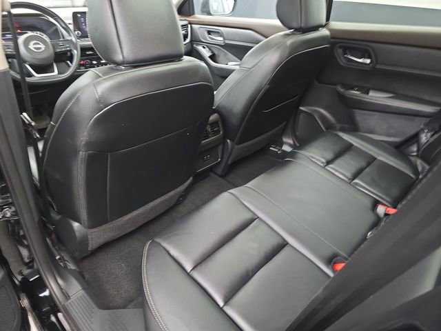 Used 2023 Nissan Rogue SL image 46