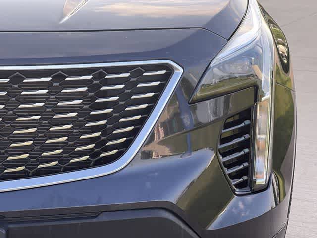Used 2023 Cadillac XT4 Luxury w/ Cold Weather Package FWD image 24