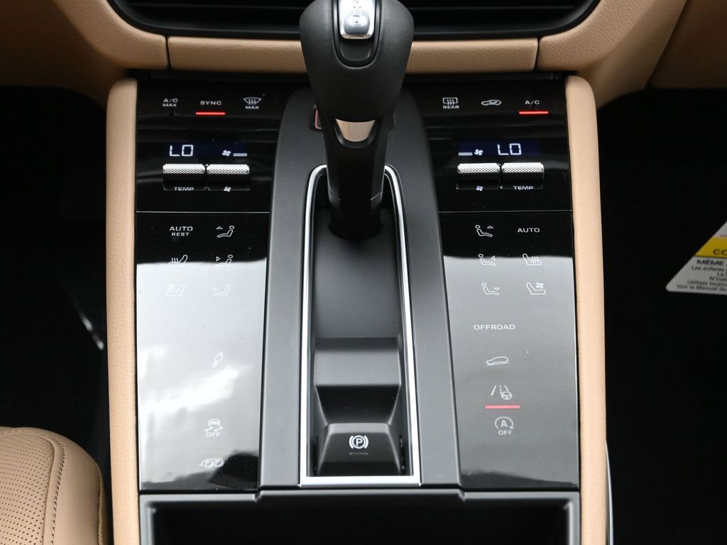 New 2026 Porsche Macan S image 23