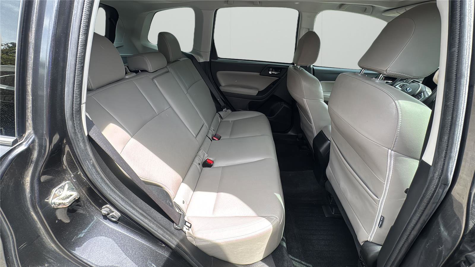 Used 2018 Subaru Forester 2.5i Limited AWD/4WD image 13