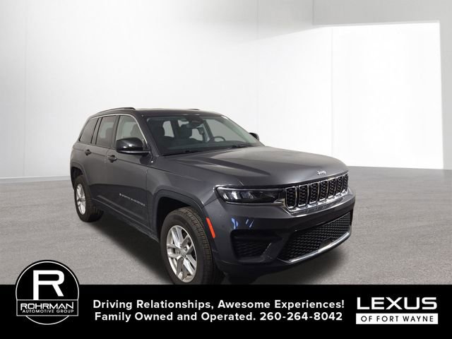Used 2023 Jeep Grand Cherokee Laredo w/ Luxury Tech Group I image 5