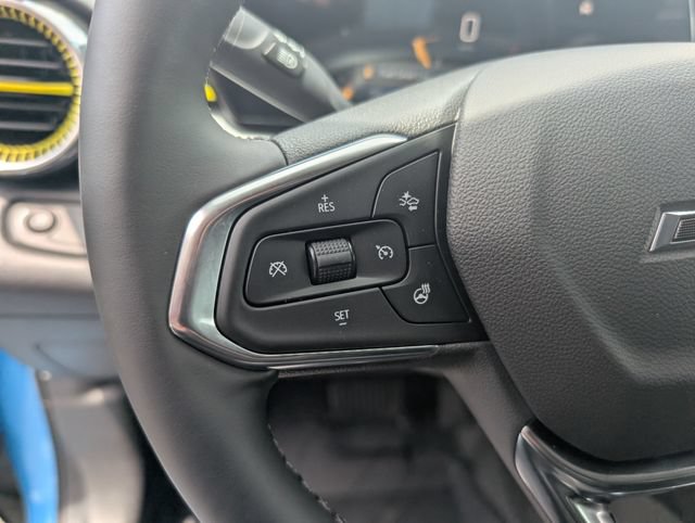 New 2026 Chevrolet Trax LT w/ Driver Confidence Package FWD image 16