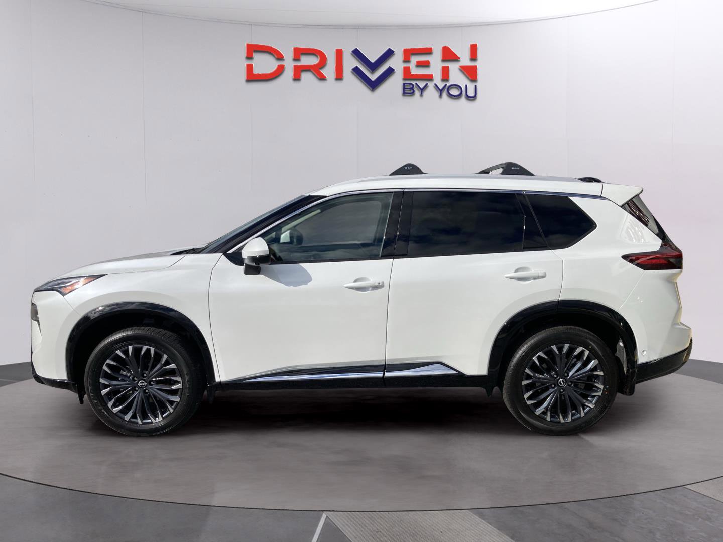 New 2026 Nissan Rogue Platinum w/ Platinum Premium Package image 2