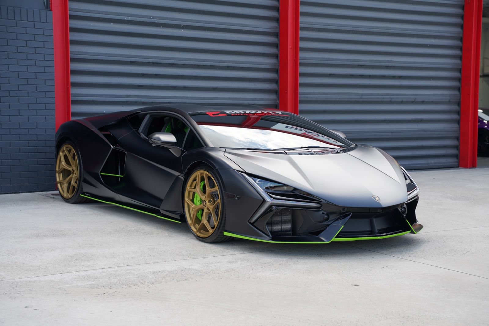 Used 2024 Lamborghini Revuelto AWD/4WD image 10