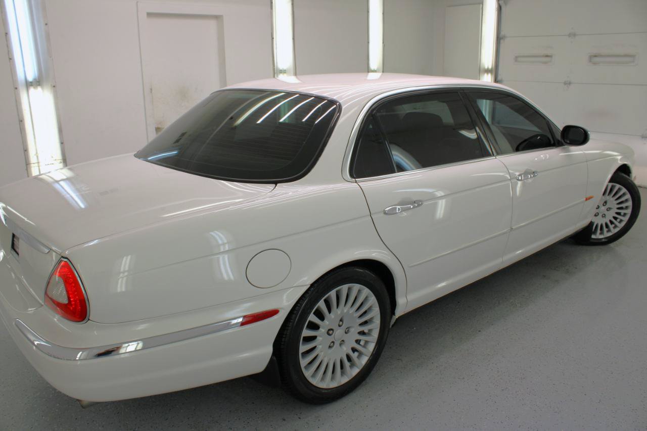 Used 2005 Jaguar XJ Vanden Plas RWD image 16