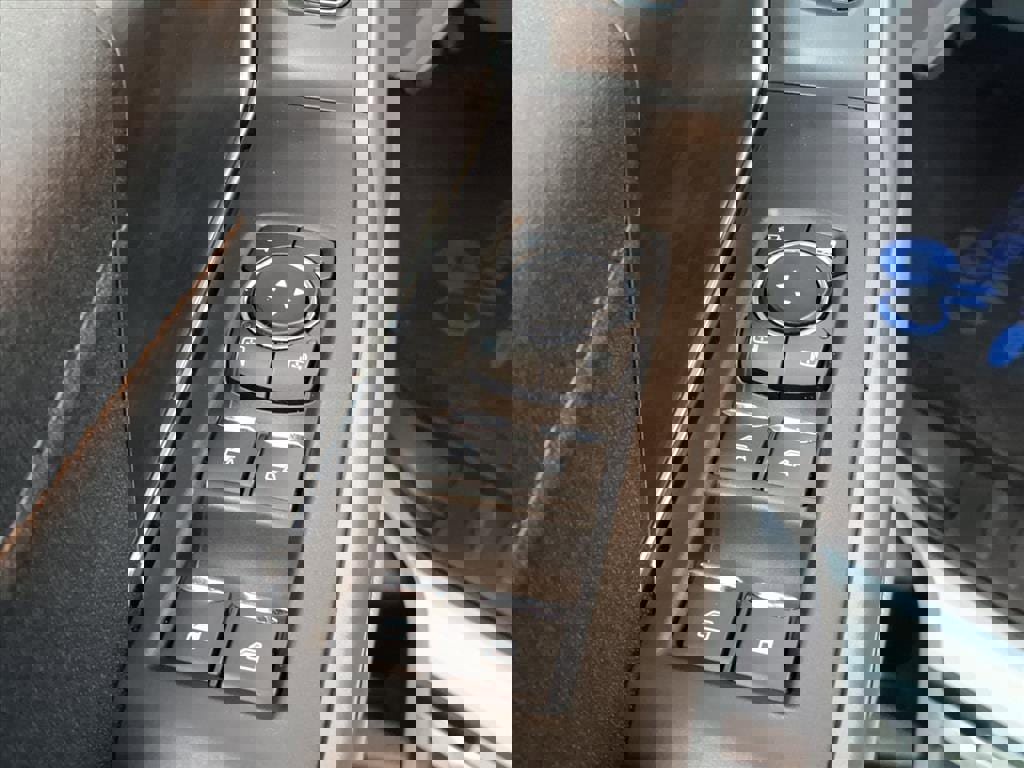 Certified 2025 Ford F150 Lariat w/ Equipment Group 501A Mid image 9