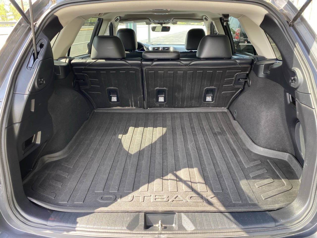 Used 2019 Subaru Outback 3.6R Limited w/ Protection Package #1 AWD/4WD image 13
