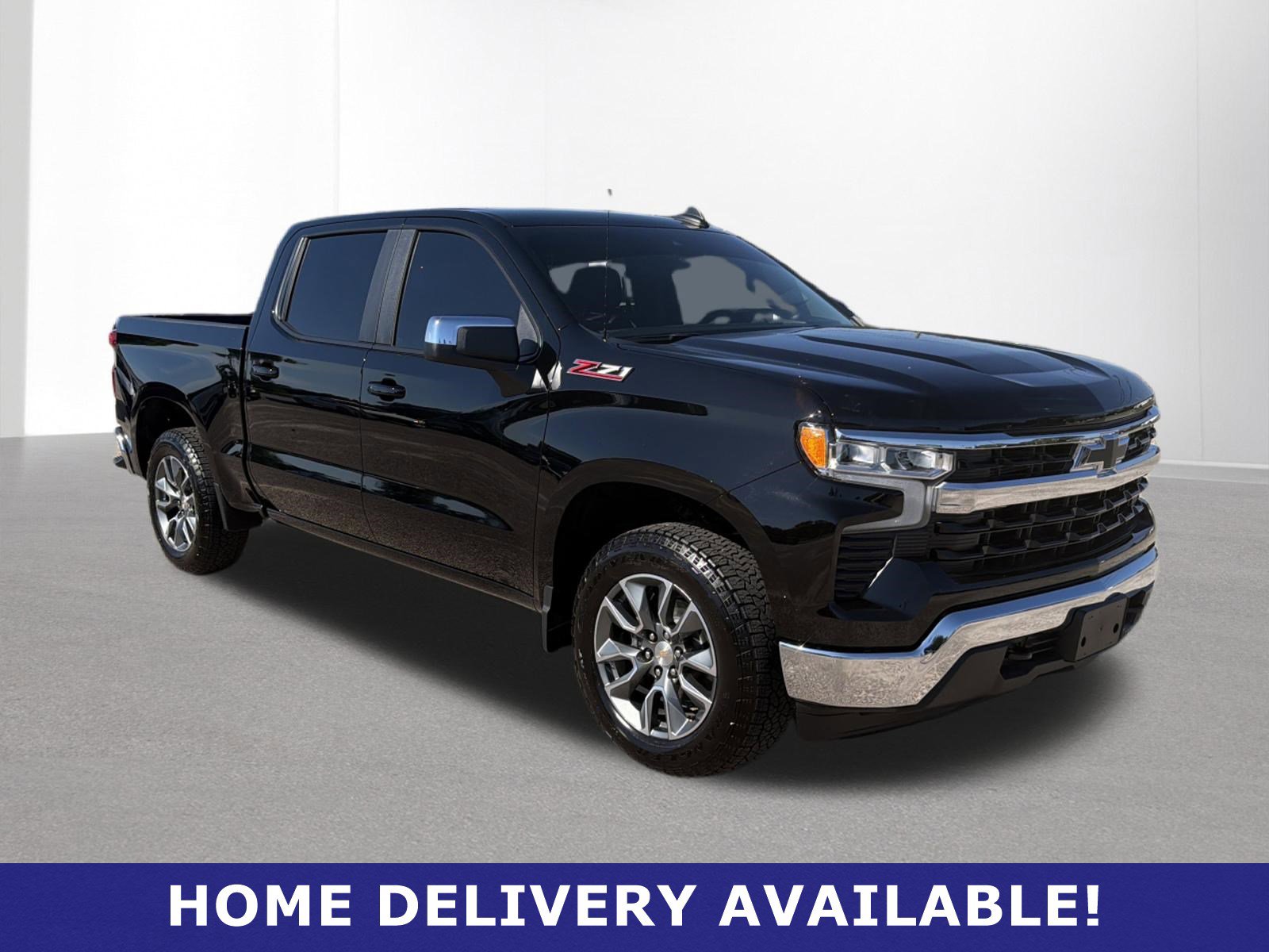 Used 2026 Chevrolet Silverado 1500 LT AWD/4WD image 1