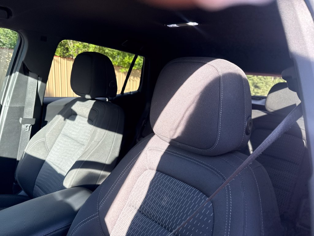Used 2025 Chevrolet Equinox LT FWD image 13