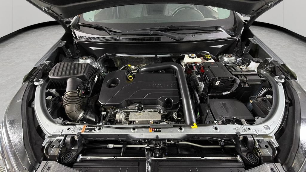 Certified 2023 Chevrolet Equinox LT FWD image 35