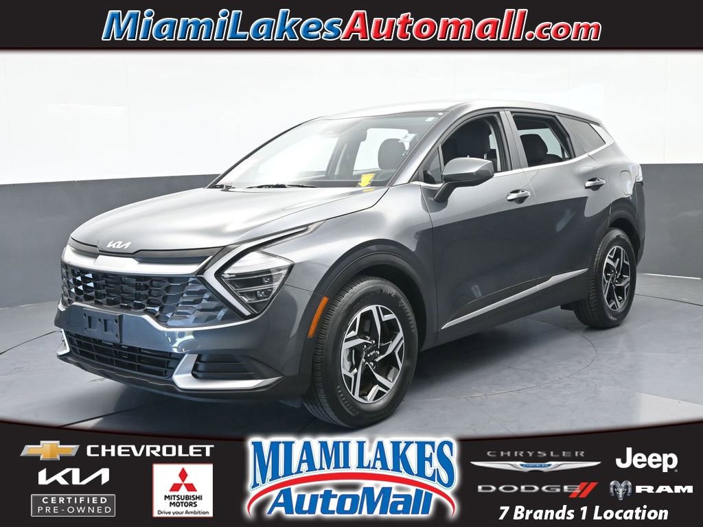 Used 2024 Kia Sportage LX image 1