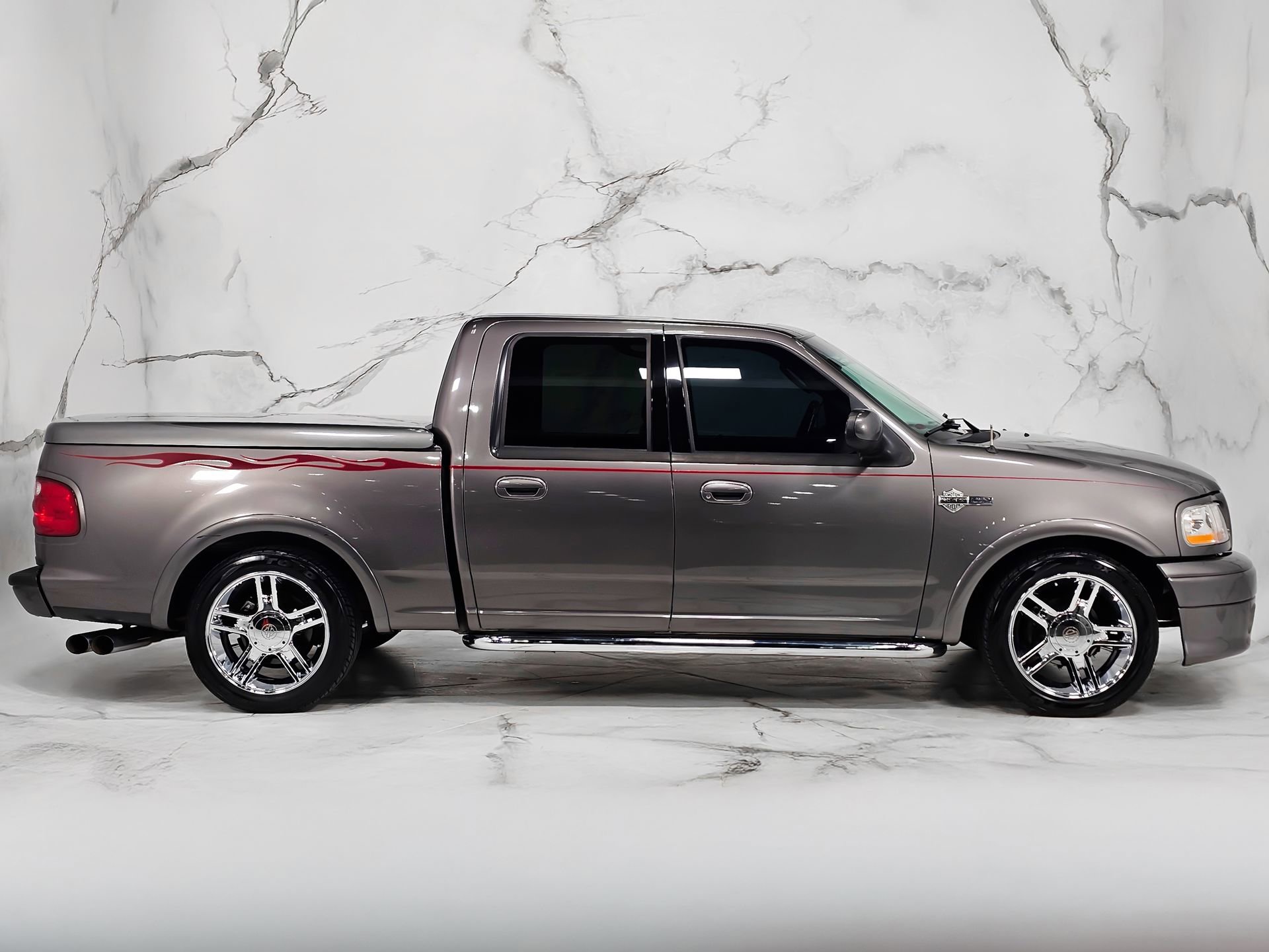 Used 2002 Ford F150 Harley-Davidson RWD image 14