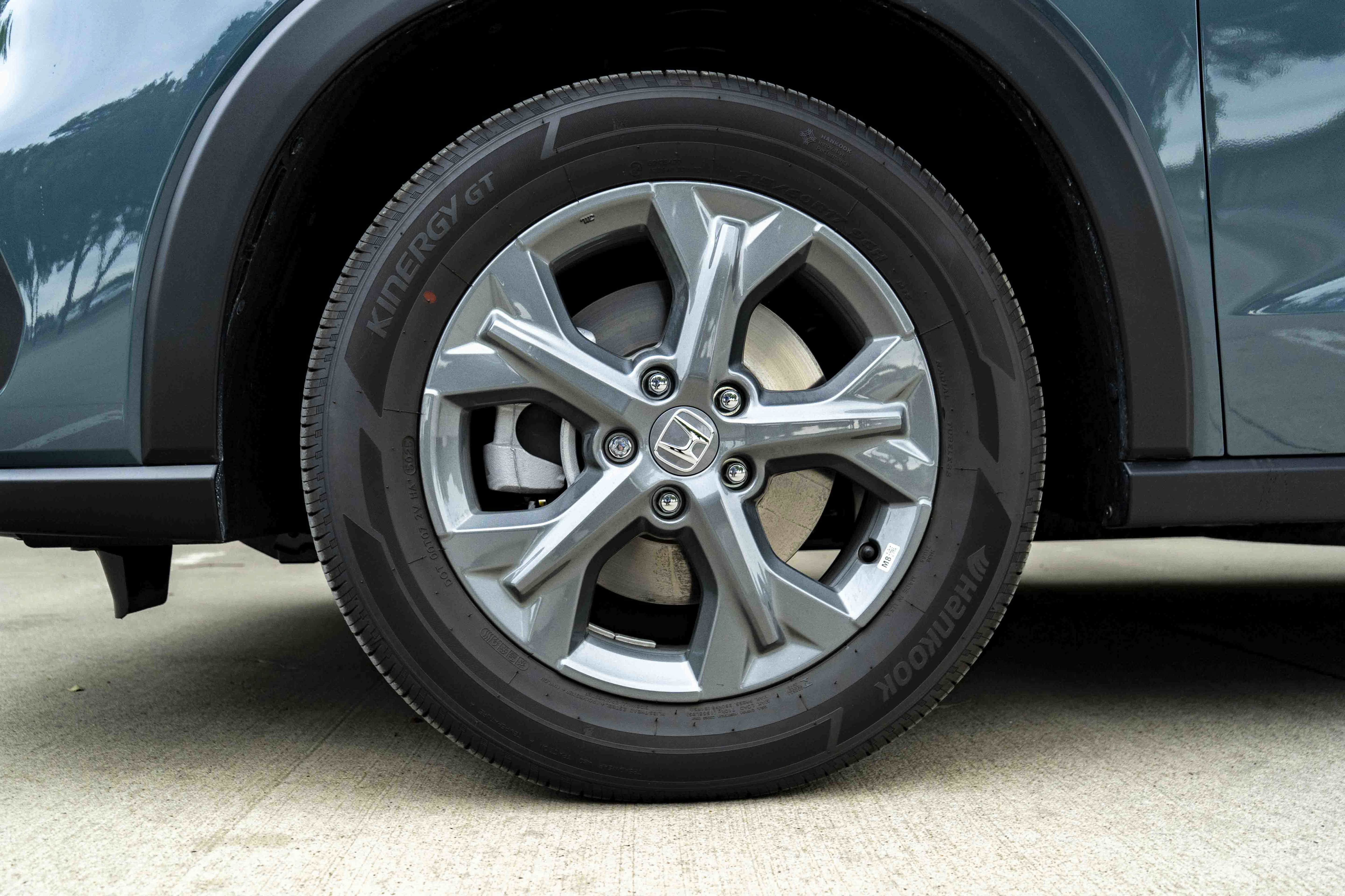 Certified 2026 Honda HR-V LX image 14