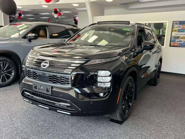 New 2026 Nissan Rogue Platinum AWD/4WD image 3