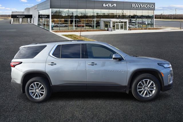 Certified 2023 Chevrolet Traverse LT image 2