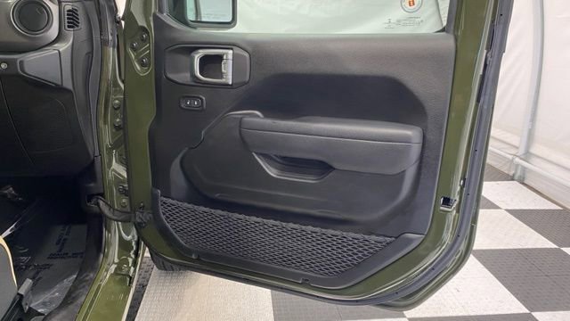 Used 2022 Jeep Wrangler Sport S image 20