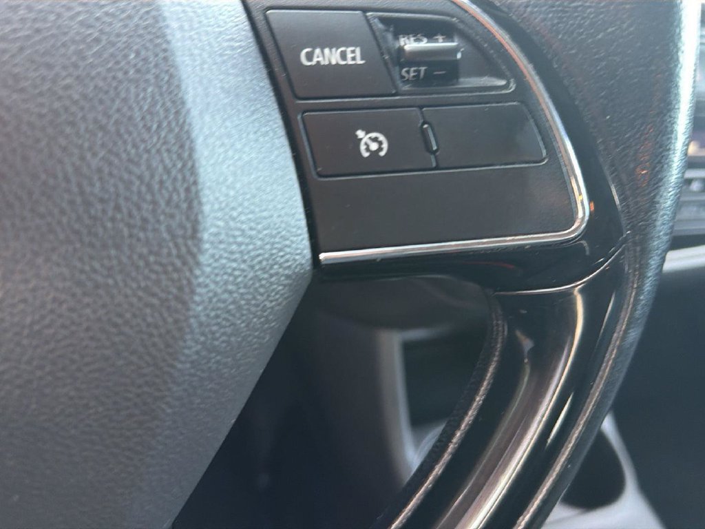 Used 2016 Mitsubishi Outlander SE AWD/4WD image 23