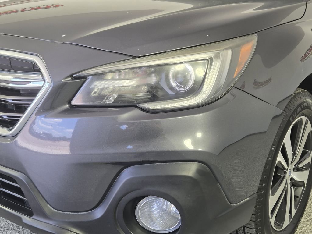 Used 2019 Subaru Outback 3.6R Limited AWD/4WD image 10