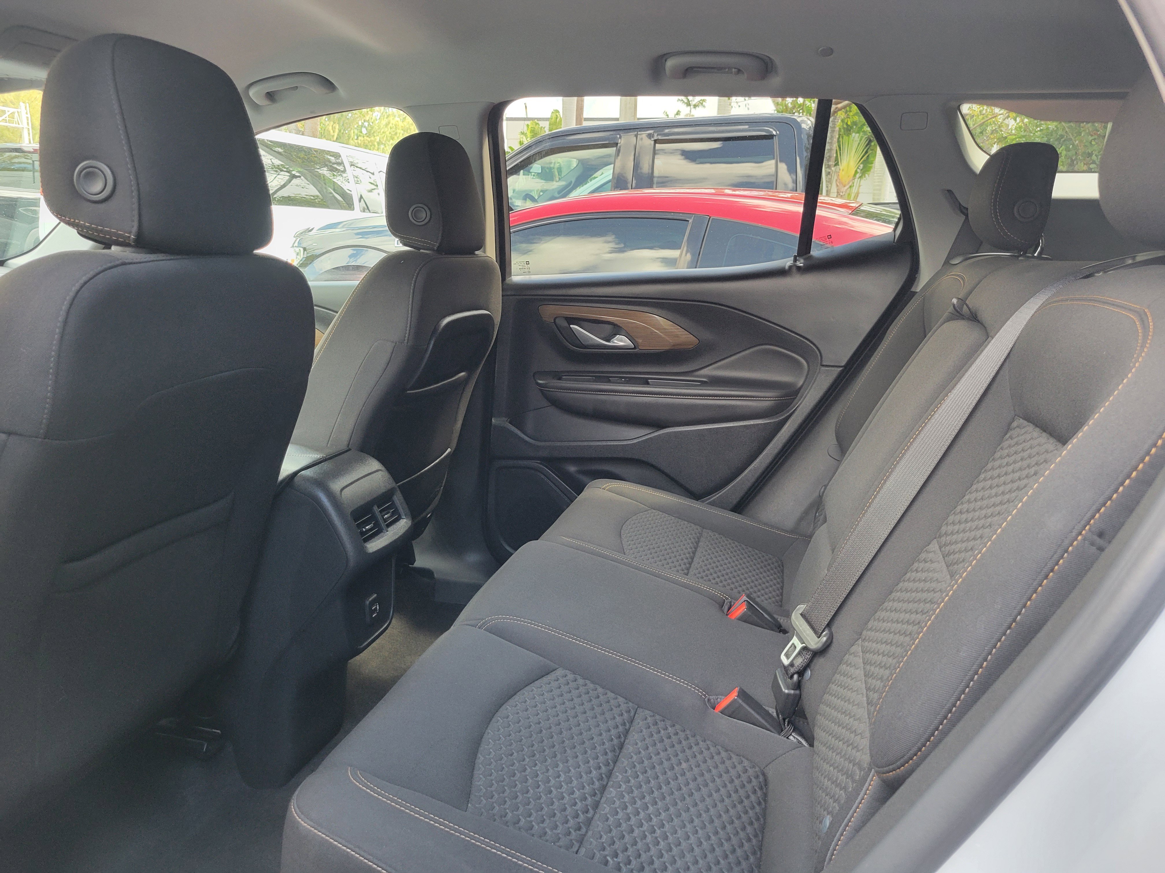 Used 2020 GMC Terrain SLE image 12