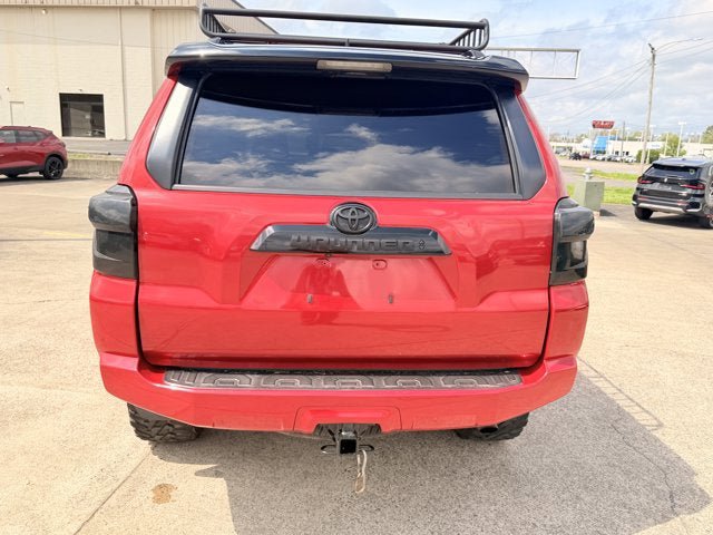 Used 2021 Toyota 4Runner Venture w/ Moonroof Package AWD/4WD image 9