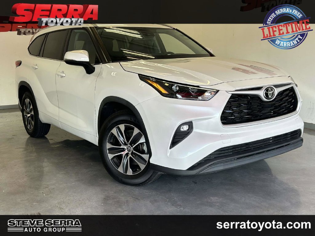 Used 2022 Toyota Highlander XLE