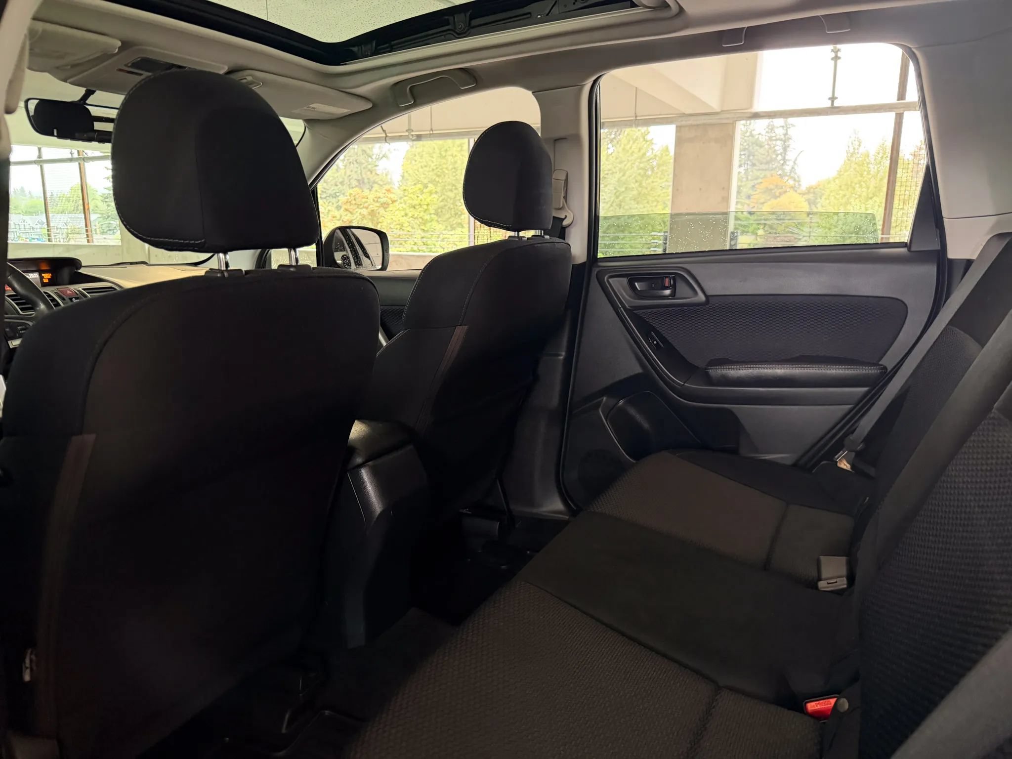 Used 2017 Subaru Forester 2.5i Premium w/ All-Weather Package AWD/4WD image 19