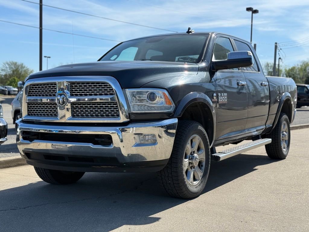Used 2014 RAM 2500 Laramie AWD/4WD image 2