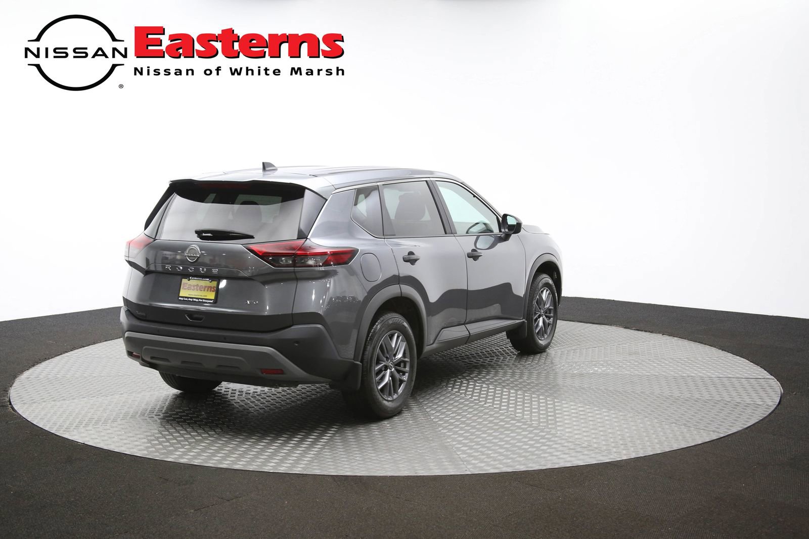 Used 2023 Nissan Rogue S image 41