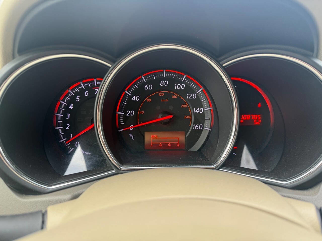 Used 2010 Nissan Murano LE w/ Navigation Pkg image 10