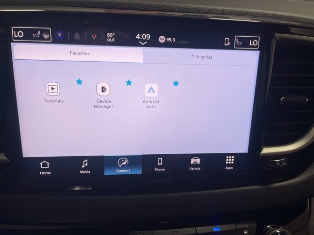 New 2025 Chrysler Voyager LX image 16