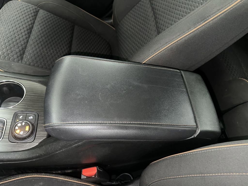 Used 2017 GMC Acadia SLE w/ Driver Alert Package I AWD/4WD image 58