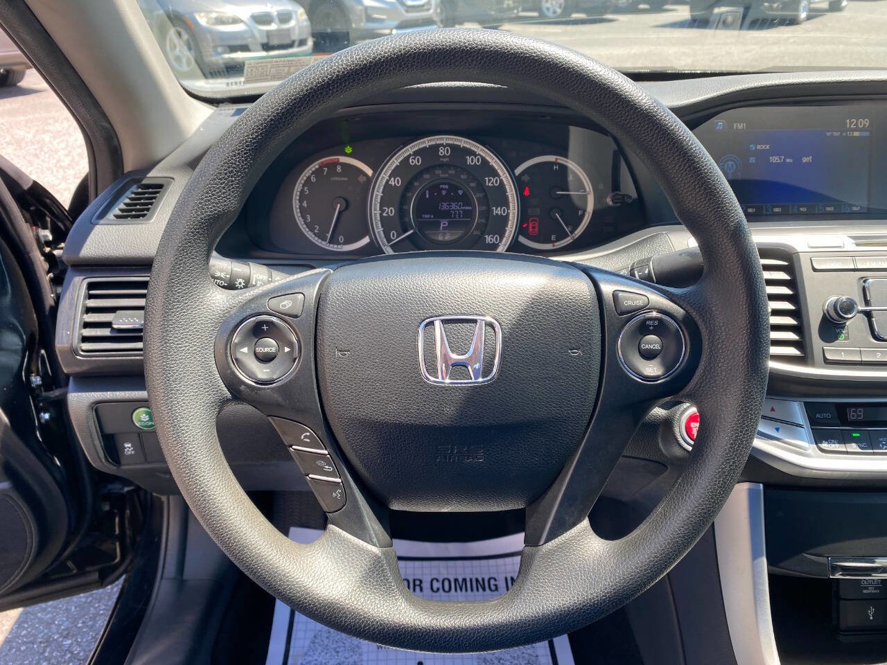 Used 2015 Honda Accord EX image 12