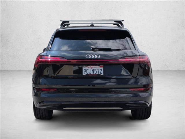 Used 2019 Audi e-tron Prestige w/ Prestige Package AWD/4WD image 7