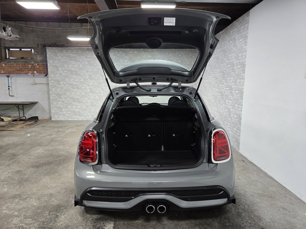 Used 2023 MINI Cooper S image 40