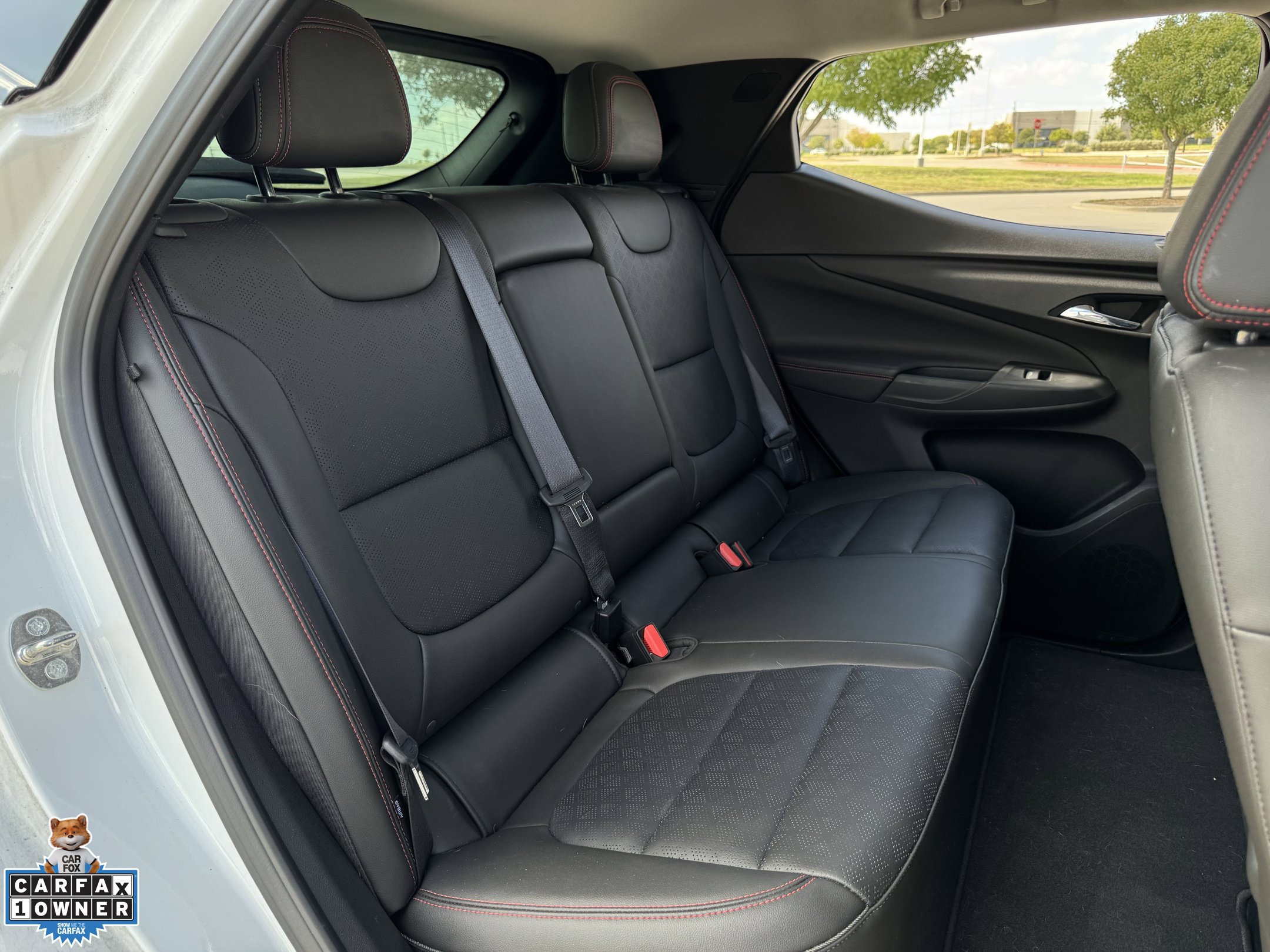 Used 2023 Chevrolet Bolt EUV LT w/ Convenience Package FWD image 30