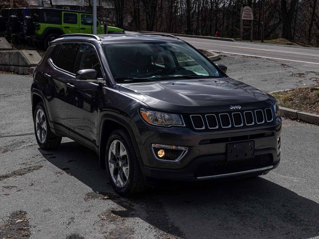 Used 2020 Jeep Compass Limited image 3