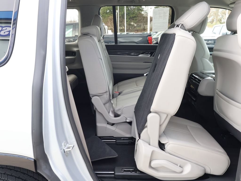 Used 2022 Jeep Wagoneer Series II image 37