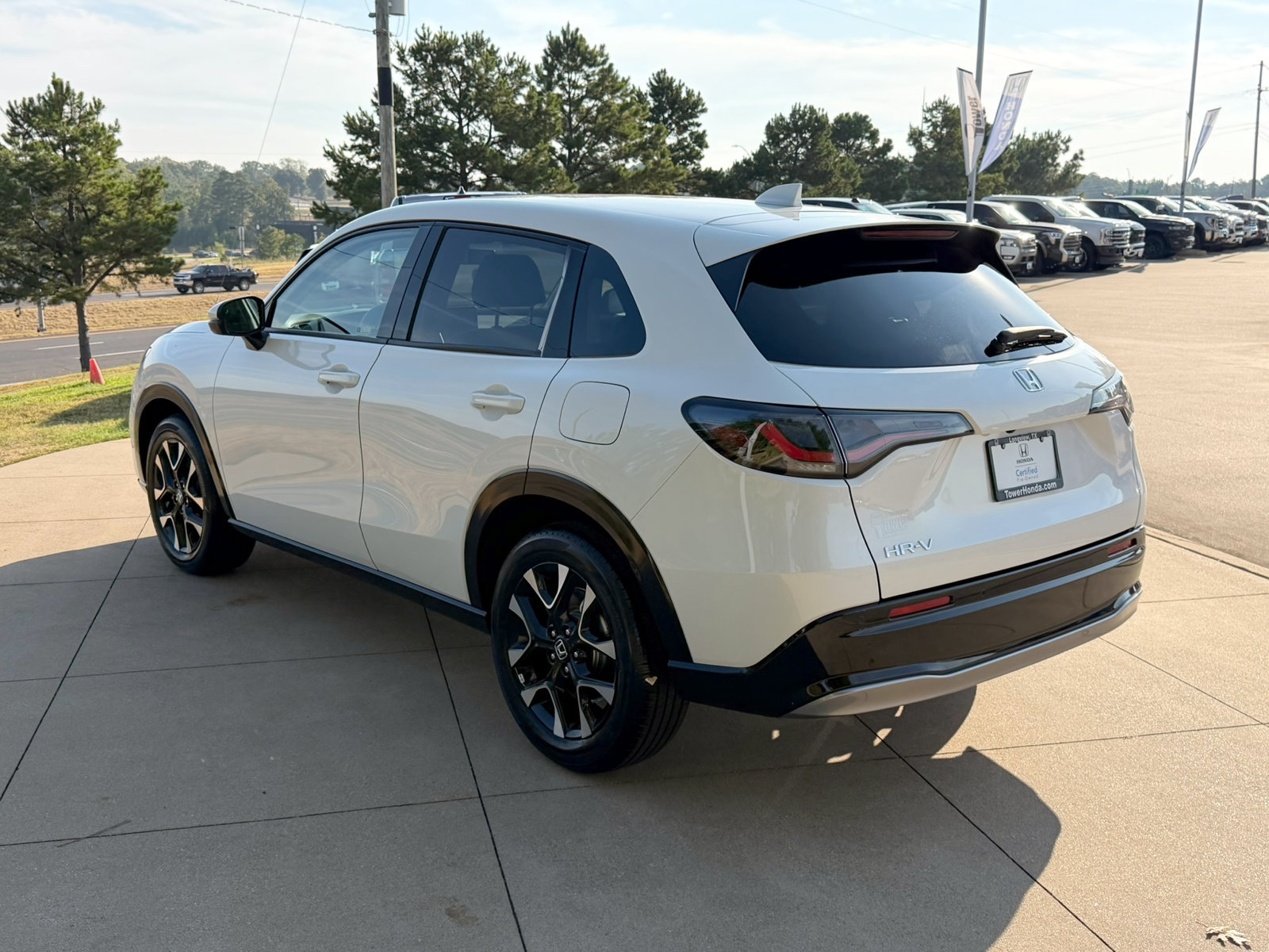 Certified 2026 Honda HR-V EX-L image 4