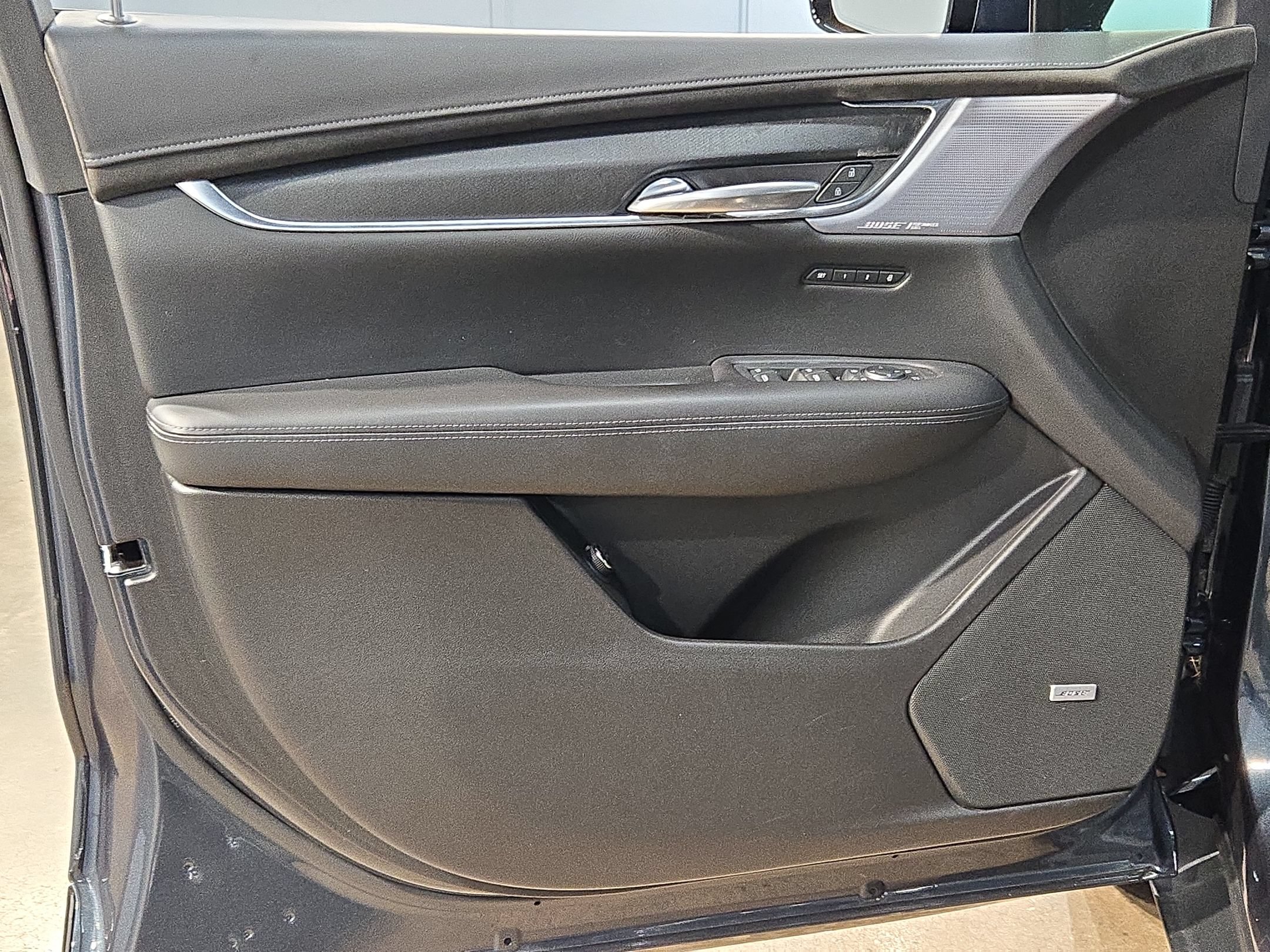 Used 2021 Cadillac XT5 Sportv w/ Platinum Package AWD/4WD image 18